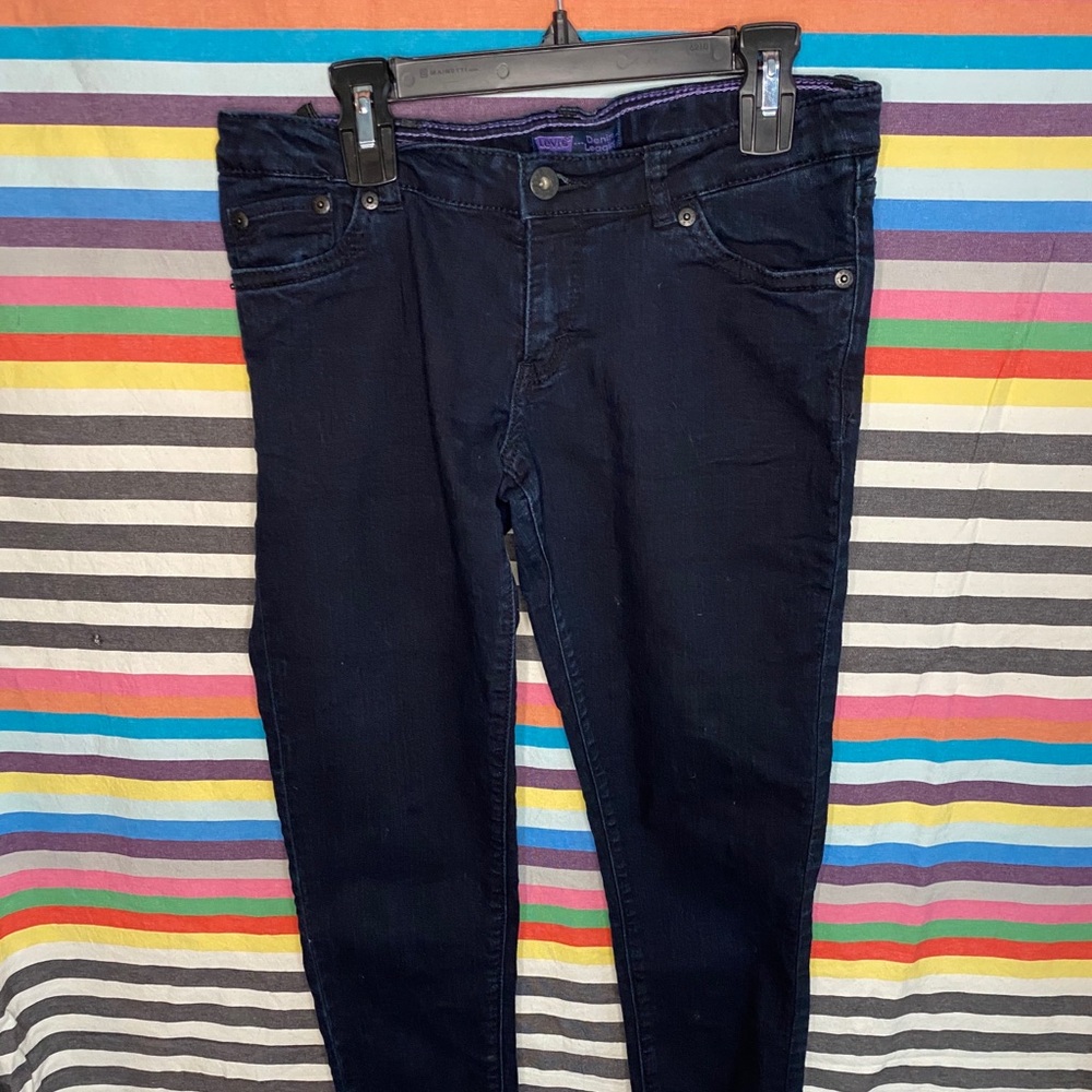 Levi’s dark wash jeans